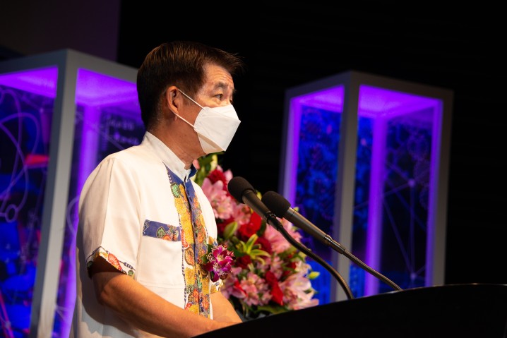 Mr. Yoshimi Nagahama, the Mayor of Onna-son
