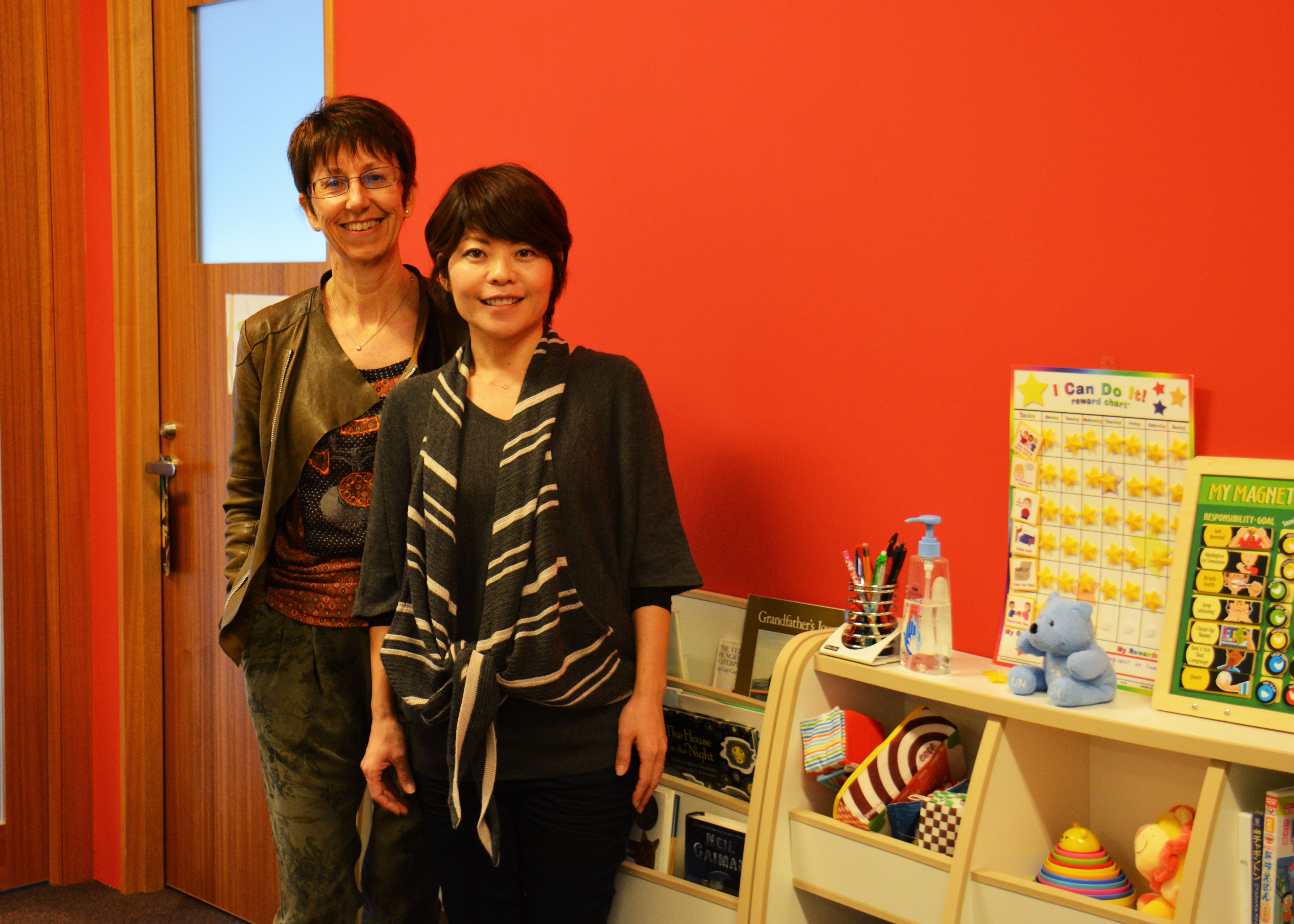 Prof. Gail Tripp (left) and Dr. Shizuka Shimabukuro