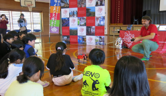 Special Robotics Lecture during the Remote Island Caravan