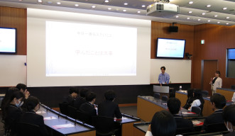 沖縄県立宜野湾高等学校の生徒がOISTを訪問