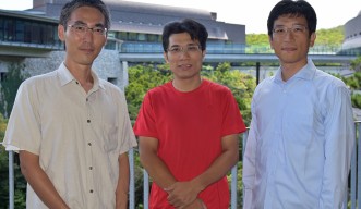 (From left) Mr Kyota Kamiyoshi, Dr Kun-Yi Hsin, and Dr Yoshiyuki Asai, from the OIST Integrated Open Systems Unit