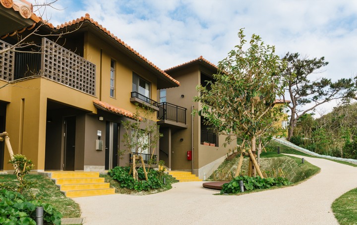 South hill apartments exterior