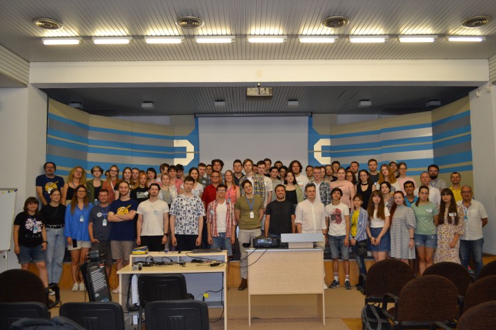 Ukraine summer school participant group photo 2023