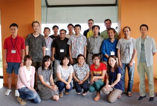 g0 FY2012 Annual Report 01