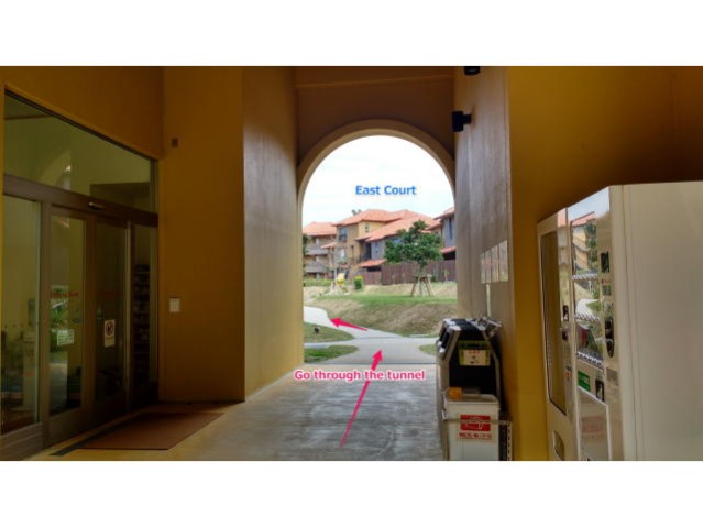 qsu Route to the Guest Room EC374 03