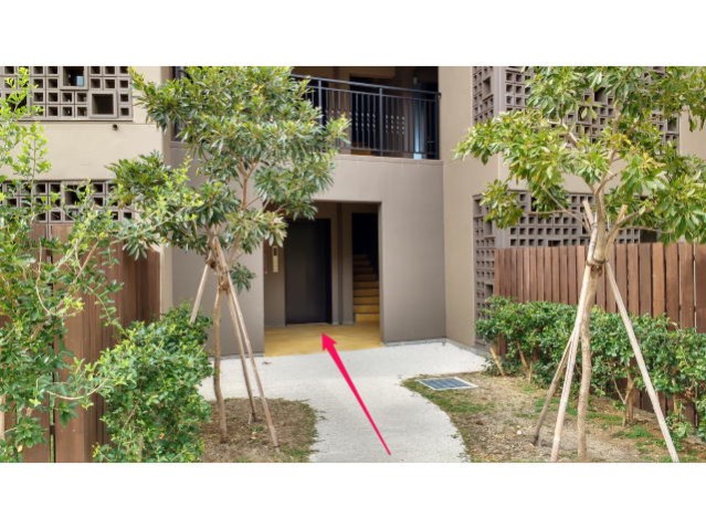 qsu Route to the Guest Room EC374 08