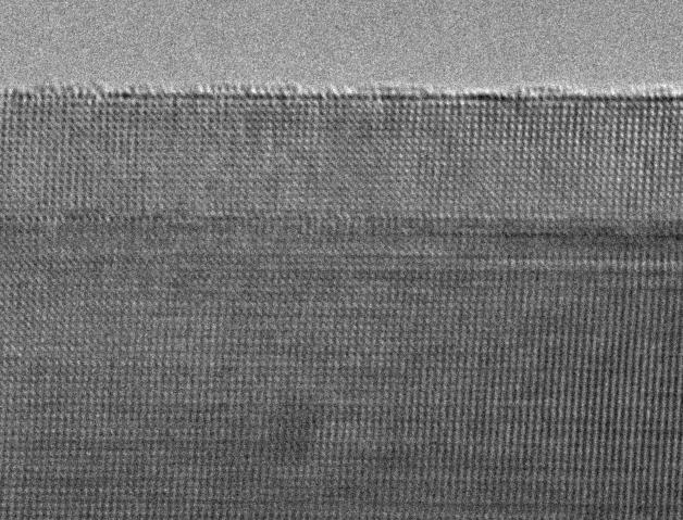 High resolution image of the surface of a crystal