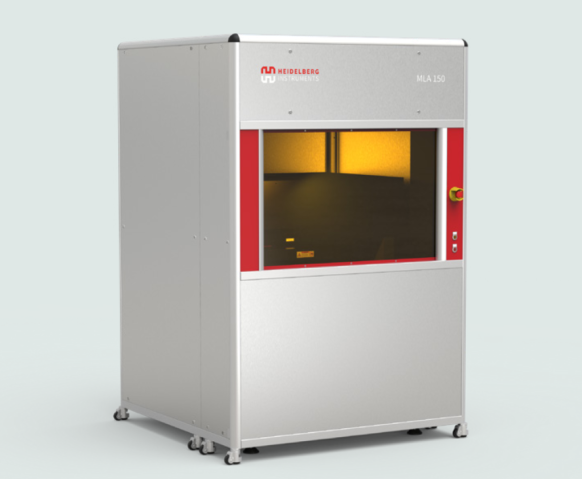 Cleanroom equipment, full laser-proof Class 1 housing with large yellow-tinted window for viewing. Heidelberg Instruments is inscribed on the front panel.