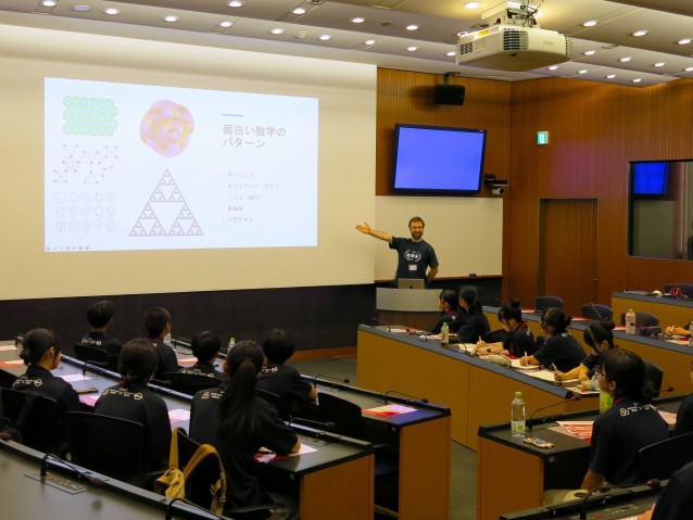 Junior high school students from Nomi City, Ishikawa Prefecture, visited OIST 