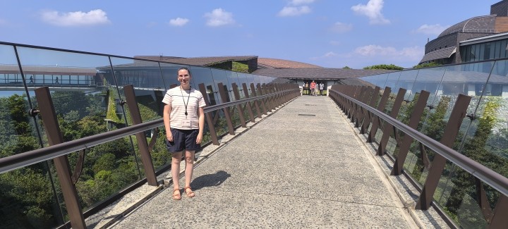 Elise Billoir standing on a bridge