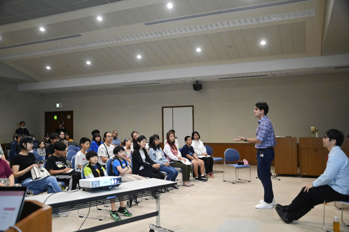 Science Talk for Students Series: "Okinawan Scientists Who Make The Future"