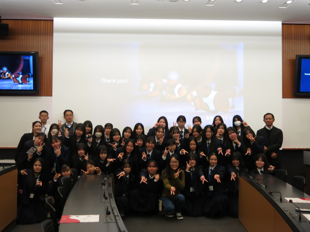 Okinawa Prefectural Naha Commercial High School visited OIST.