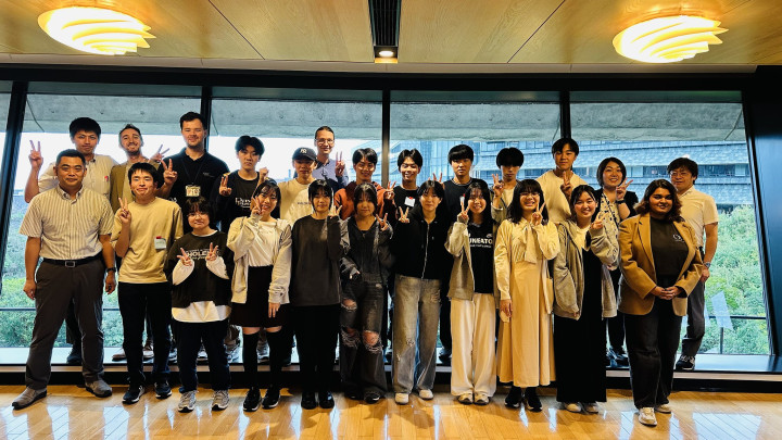 Group of participants and volunteers.