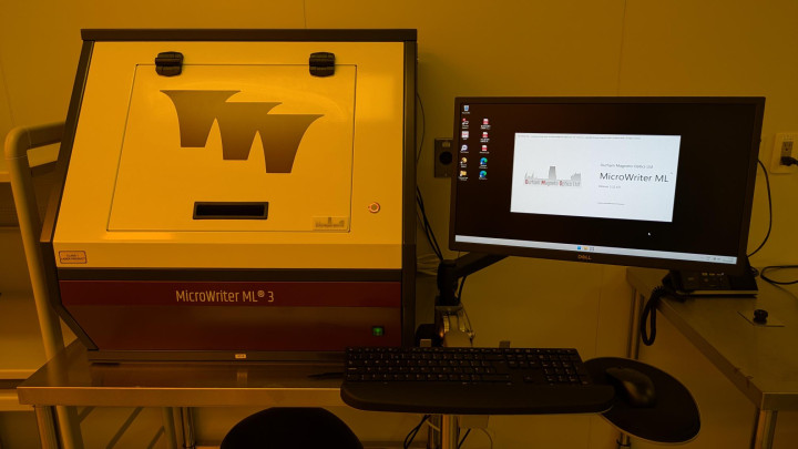 table-top maskless lithography tool