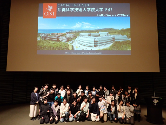 Hakuoh University Ashikaga Junior High School visited OIST