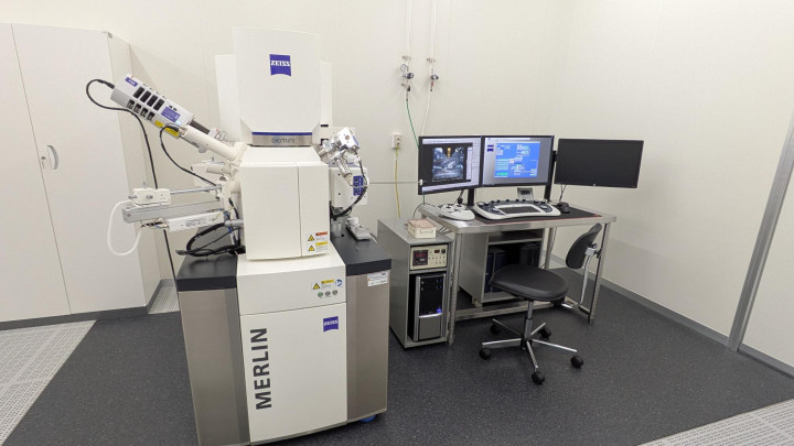 Electron Microscope - scanning - Merlin