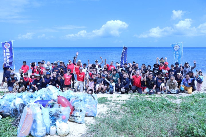 Tancha Beach Clean with JASDF Onna Sub Base Group Photo