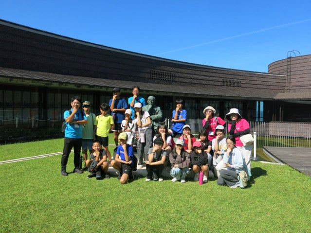 Okinawa Municipal Shimabukuro Elementary School Students Visited OIST