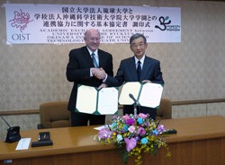 President Dorfan and President Iwamasa after signing the Agreement of Cooperation