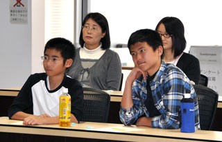 The talk was targeted at junior high school students and older.