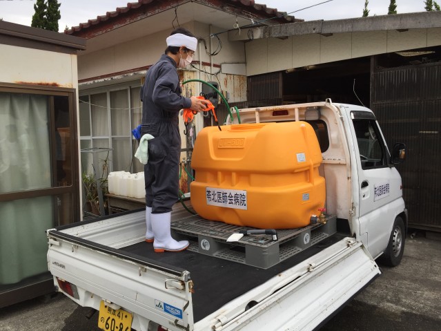 Trucks went around towns to provide water to residents