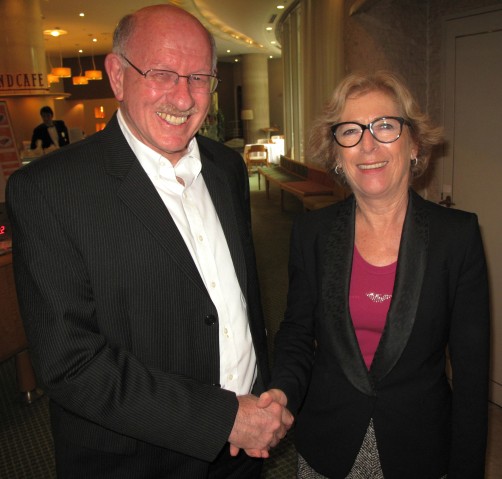 Jonathan Dorfan meets with French Minister of High Education and Research, Geneviève Fioraso (6 Oct 2013)