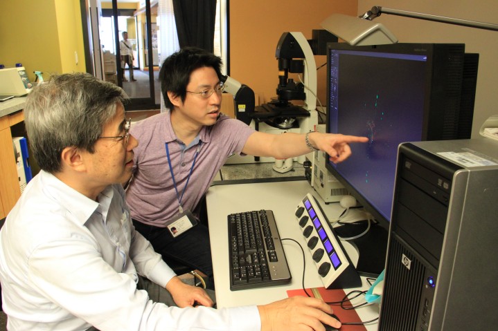 Professor Tadashi Yamamoto and Naosuke Hoshina