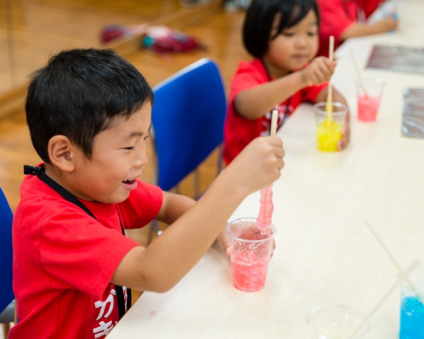 未就学児クラス：かがくとふれあおう
