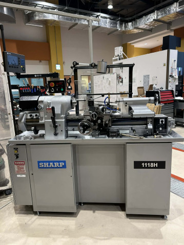 Sharp 1118h high-precision toolroom lathe