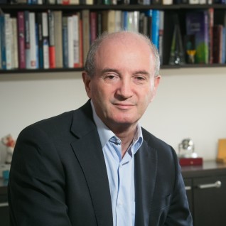 Portrait of Daniel Zajfman