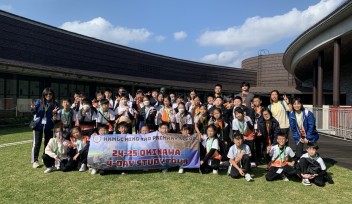 A group photo of HKMLC Ming Tao Primary School
