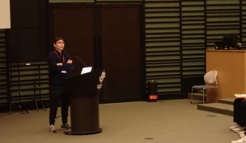 糸満高校生徒への講演の様子