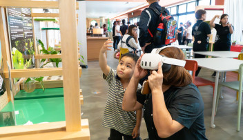 VR booth at OIST Science Studio
