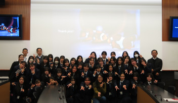 Okinawa Prefectural Naha Commercial High School visited OIST.