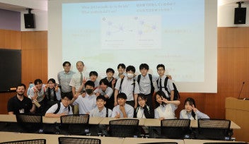 Seibudai High School Visited OIST