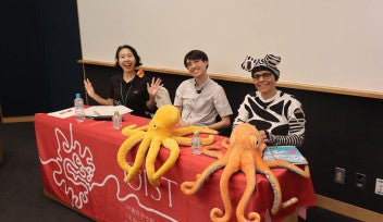 Science Talk "Voyage into the Octopus Mind!" was held at OIST.
