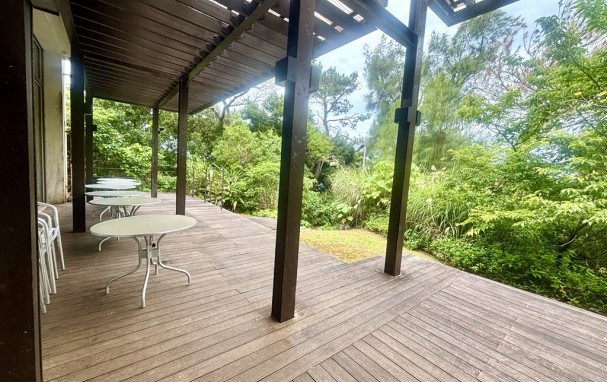 RS-SH- Lobby - Patio