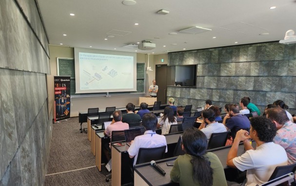 Dr. Javier Robledo Moreno from IBM Quantum presenting “On the Application of Quantum-Centric Supercomputing for Electronic Structure Problems.”